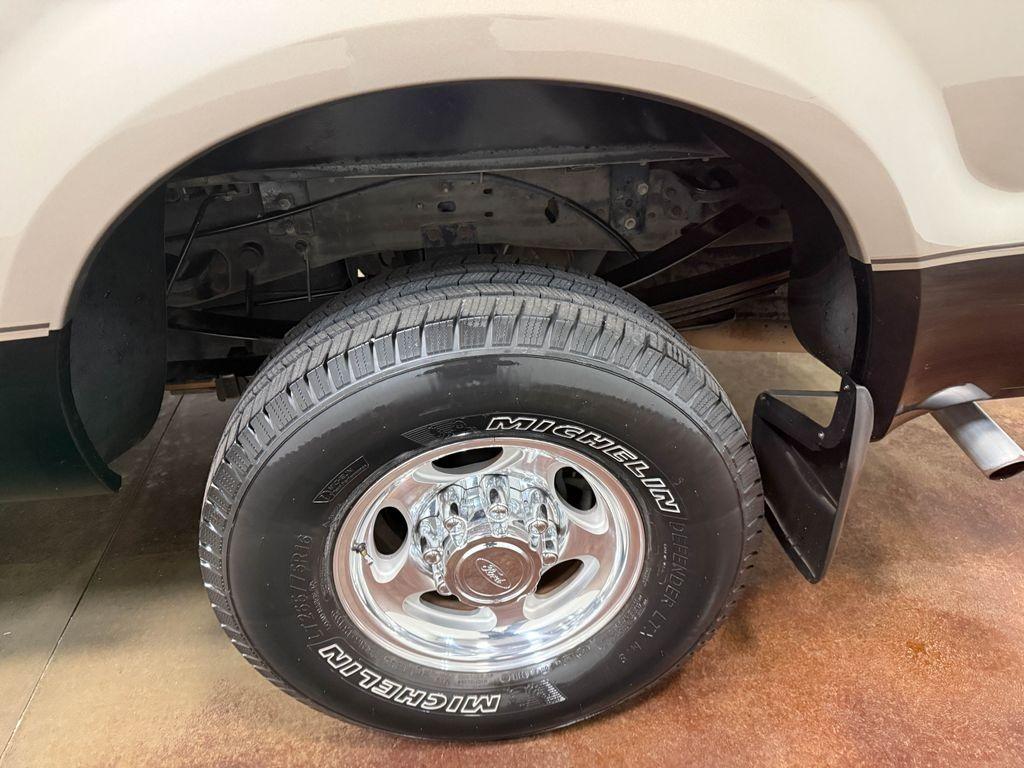 2002 Ford F-250 Super Duty Lariat