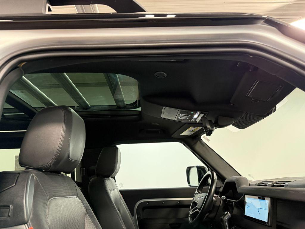 2022 Land Rover Defender 90 X-Dynamic S