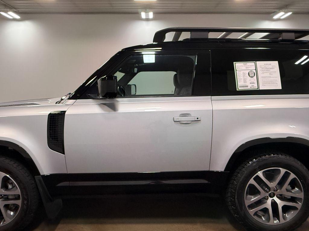 2022 Land Rover Defender 90 X-Dynamic S