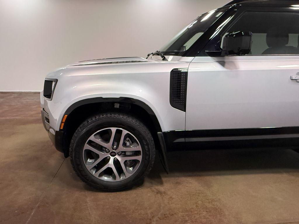 2022 Land Rover Defender 90 X-Dynamic S