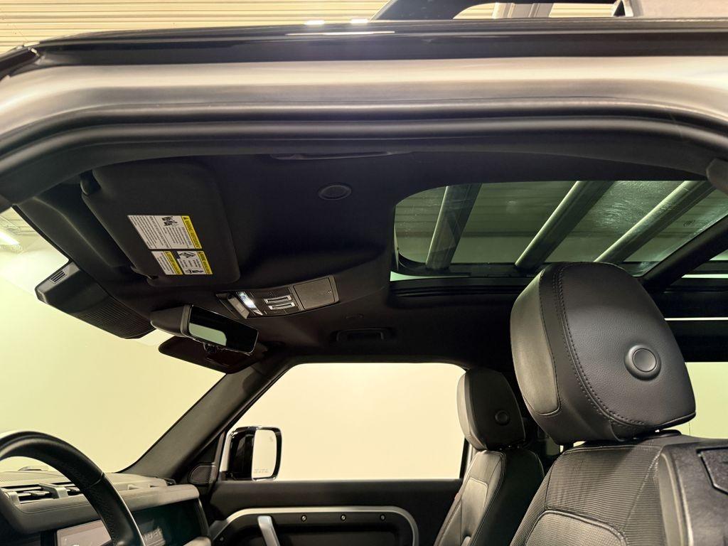 2022 Land Rover Defender 90 X-Dynamic S
