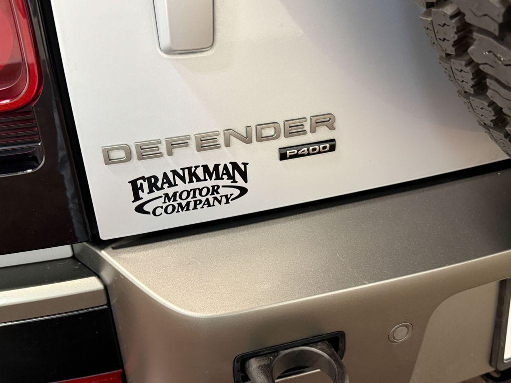 2022 Land Rover Defender 90 X-Dynamic S