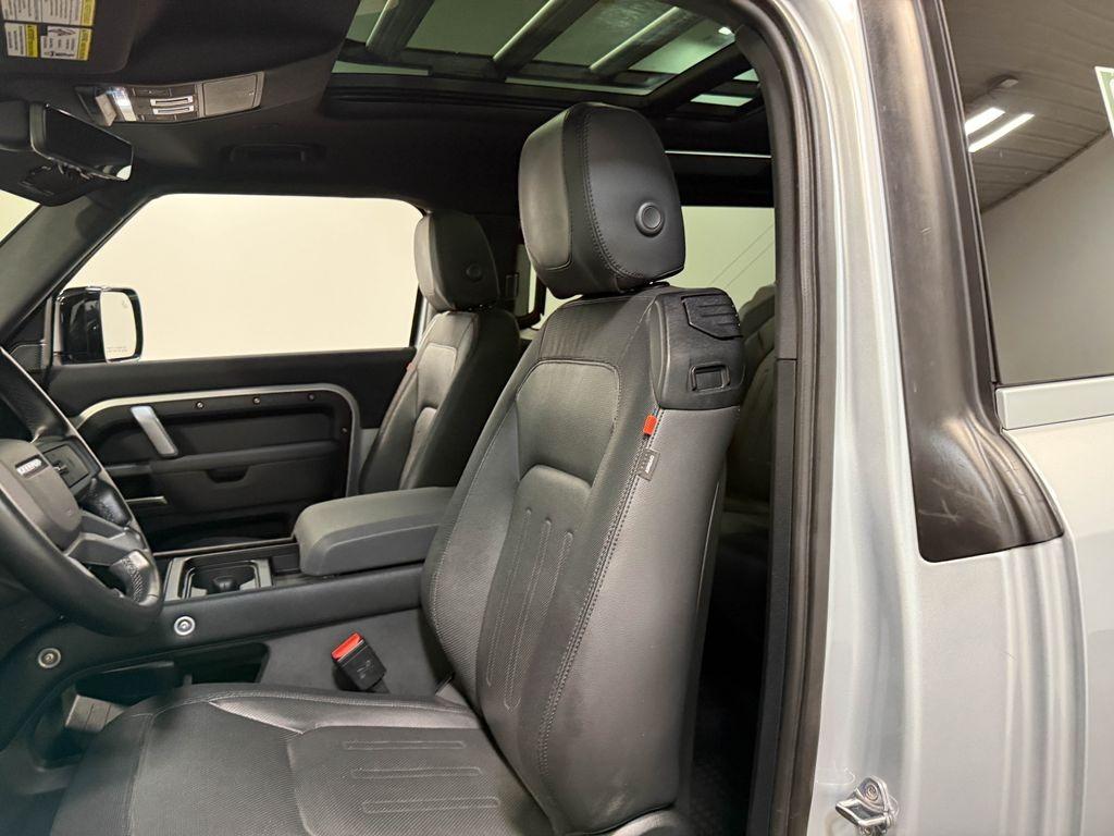 2022 Land Rover Defender 90 X-Dynamic S