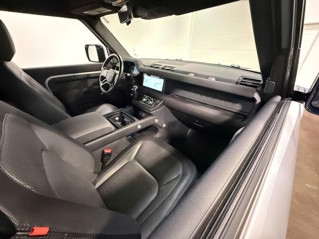 2022 Land Rover Defender 90 X-Dynamic S