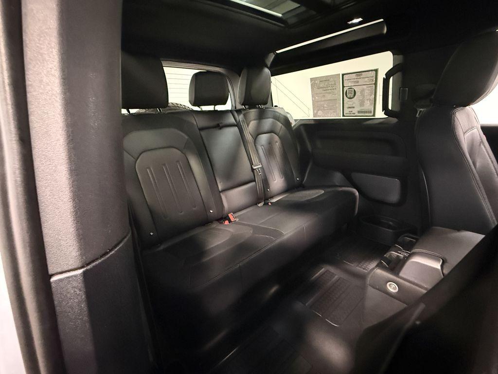 2022 Land Rover Defender 90 X-Dynamic S
