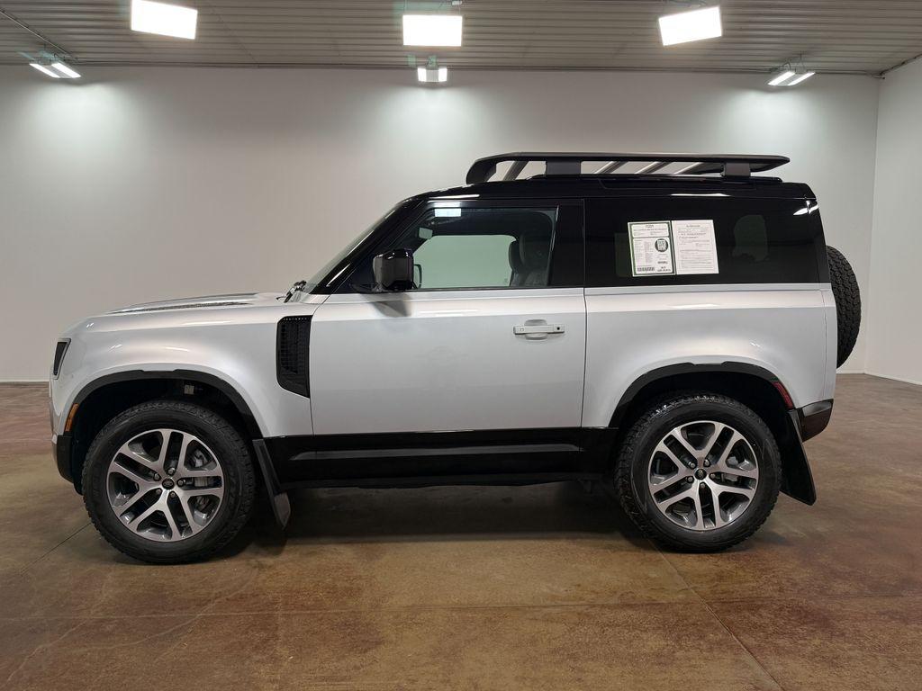 2022 Land Rover Defender 90 X-Dynamic S