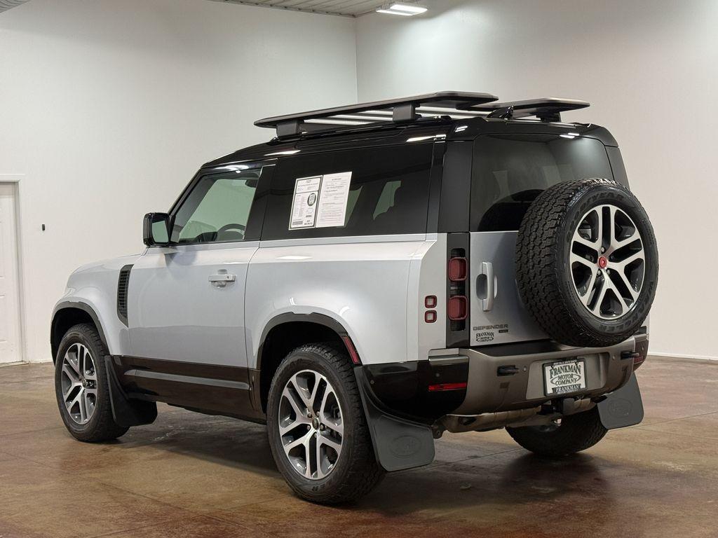 2022 Land Rover Defender 90 X-Dynamic S