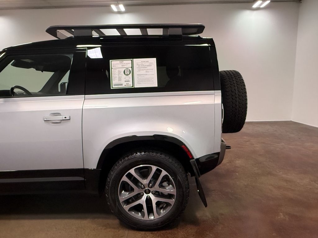 2022 Land Rover Defender 90 X-Dynamic S