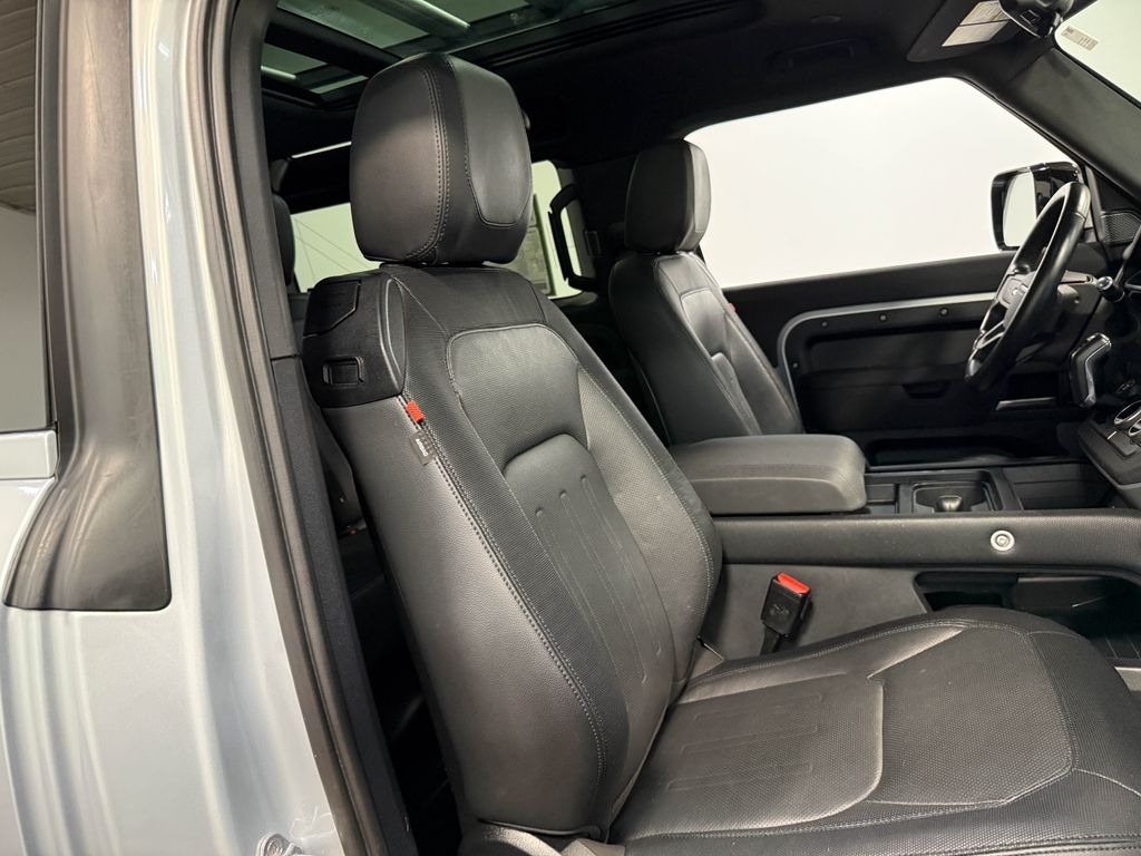 2022 Land Rover Defender 90 X-Dynamic S