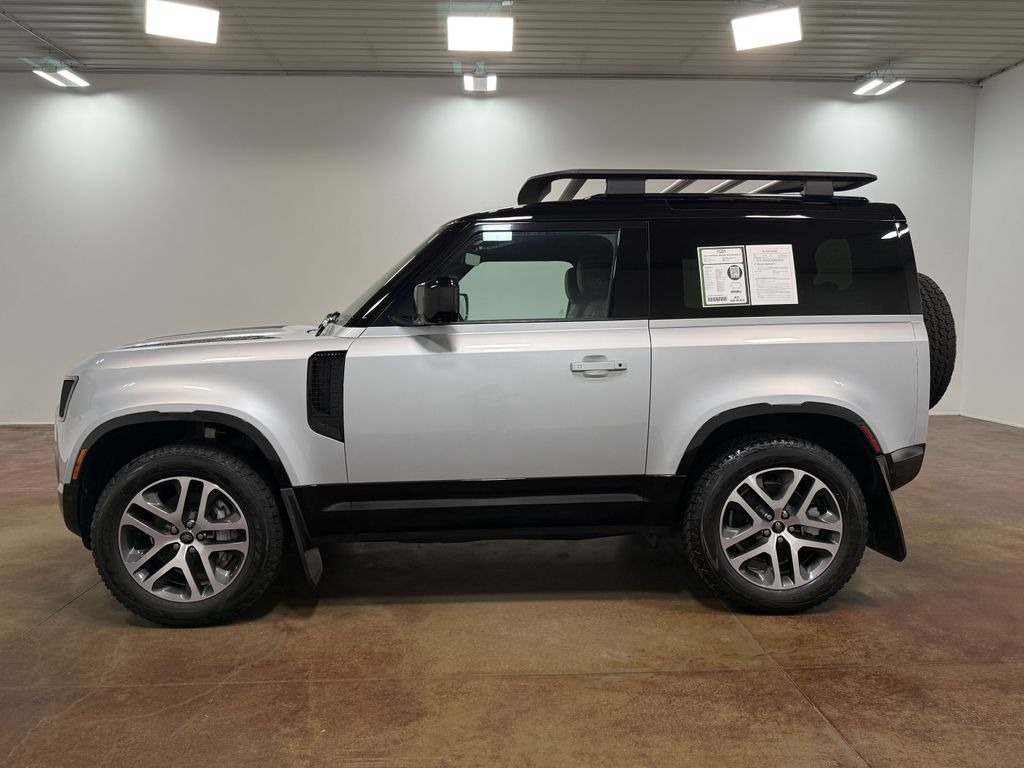 2022 Land Rover Defender 90 X-Dynamic S