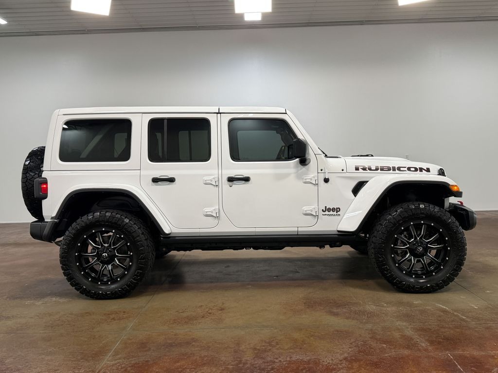 2022 Jeep Wrangler Unlimited Rubicon - 2