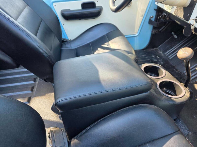 1975 Ford Bronco Corbeau Edition