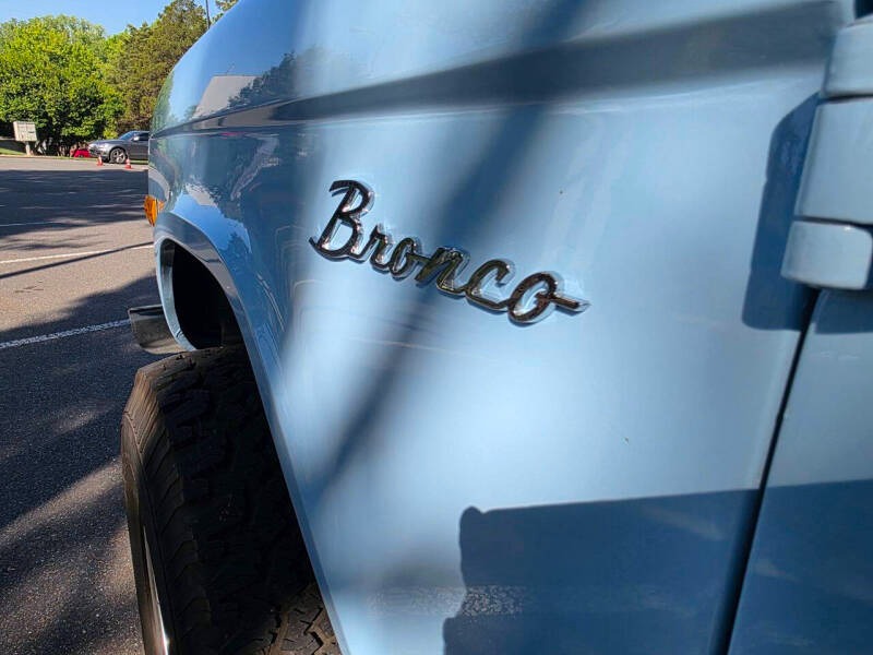 1975 Ford Bronco Corbeau Edition