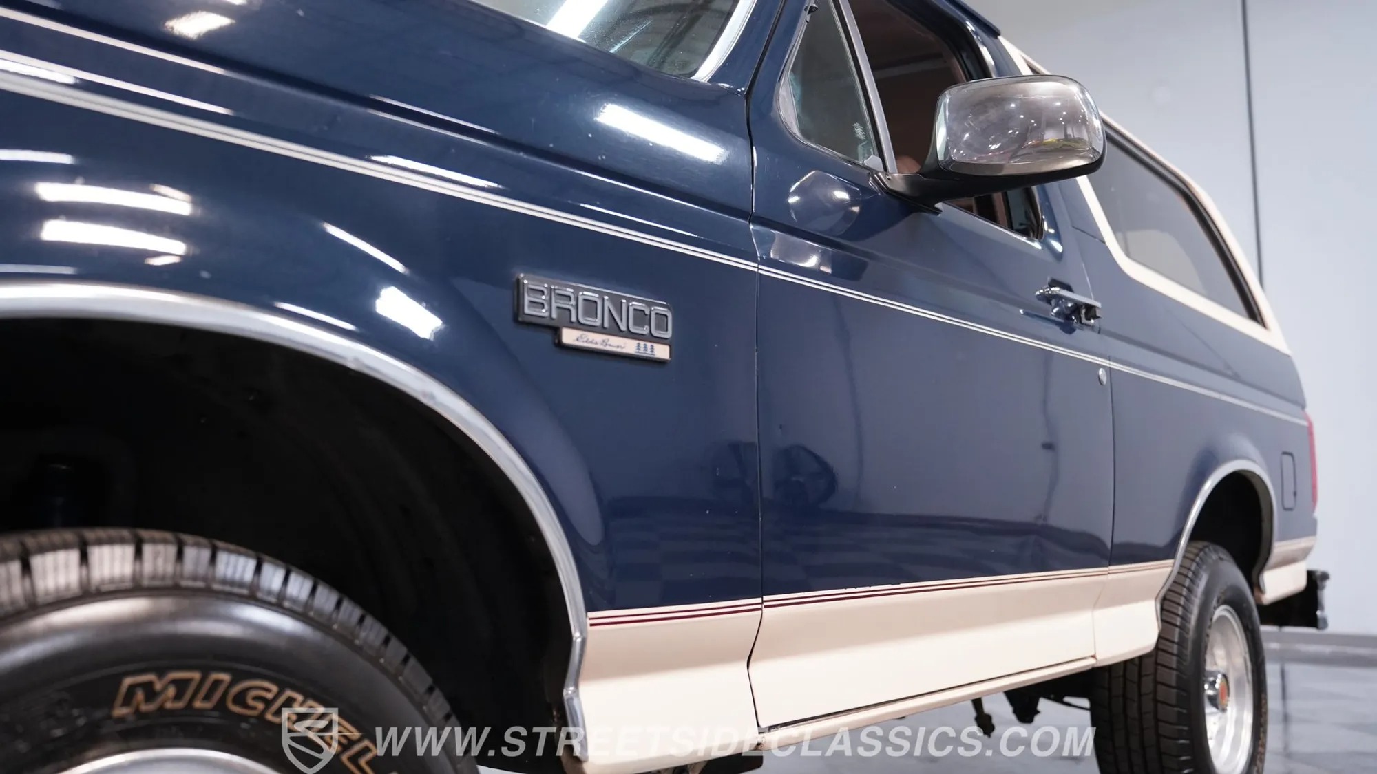 1992 Ford Bronco Eddie Bauer