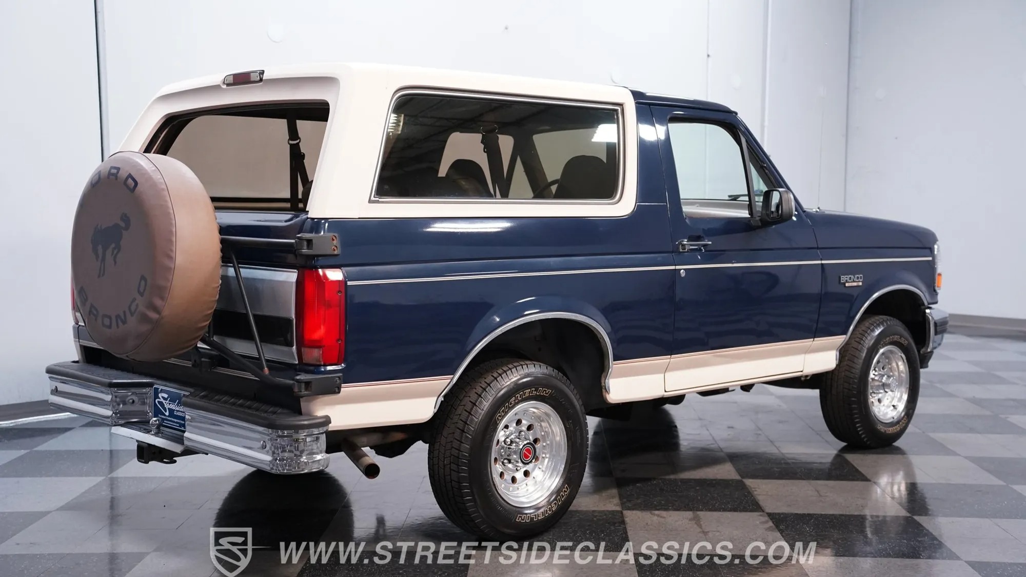1992 Ford Bronco Eddie Bauer