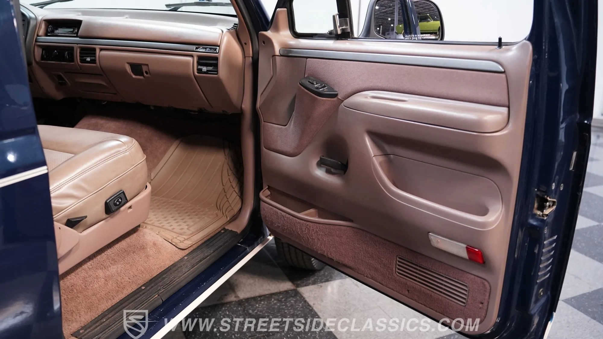 1992 Ford Bronco Eddie Bauer