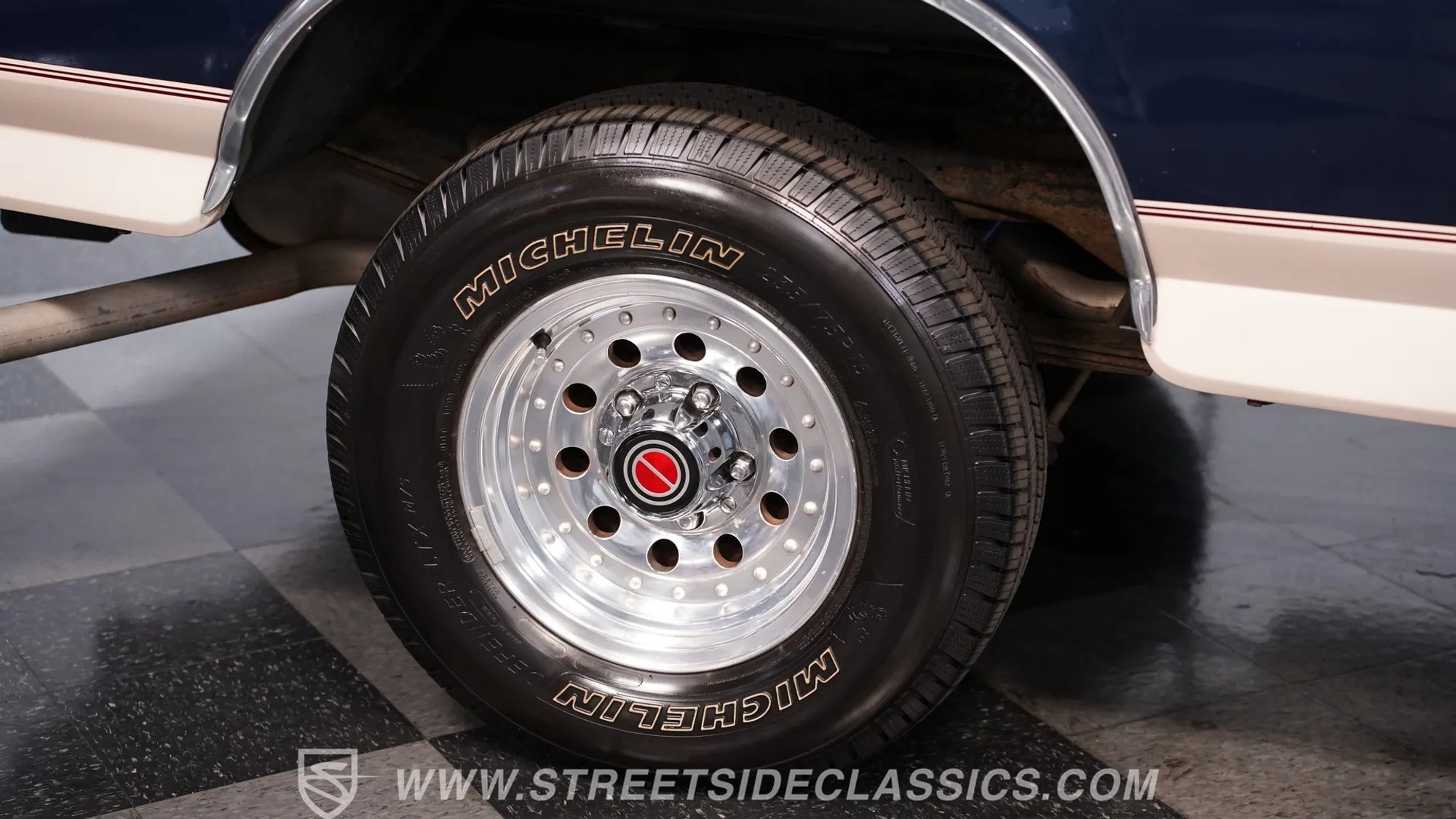 1992 Ford Bronco Eddie Bauer