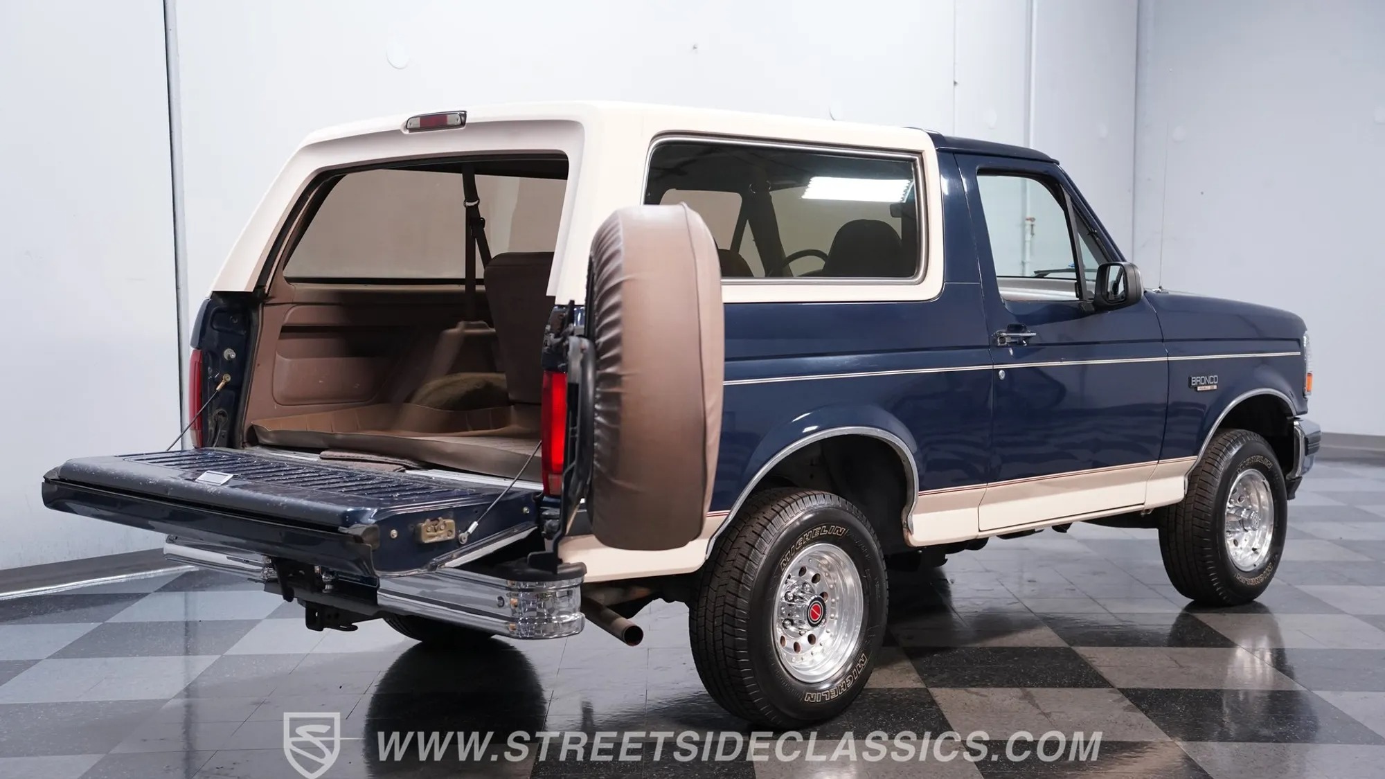 1992 Ford Bronco Eddie Bauer