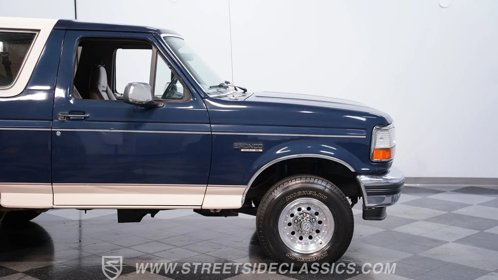 1992 Ford Bronco Eddie Bauer