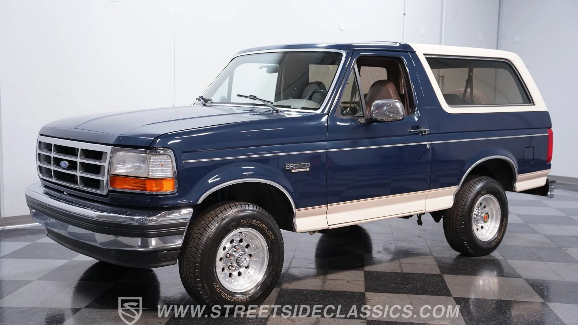 1992 Ford Bronco Eddie Bauer - 5