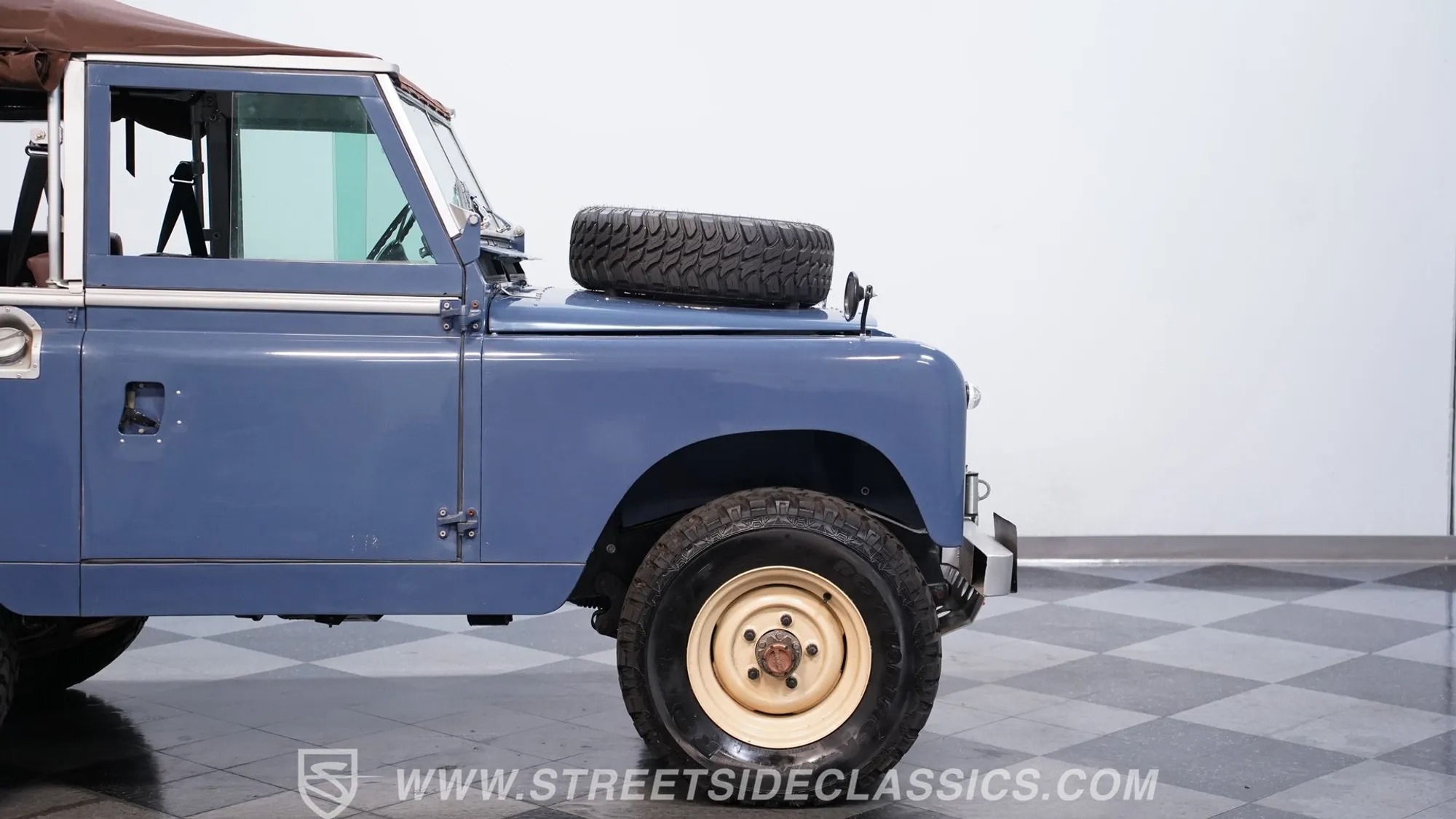 1967 Land Rover Series II Santana