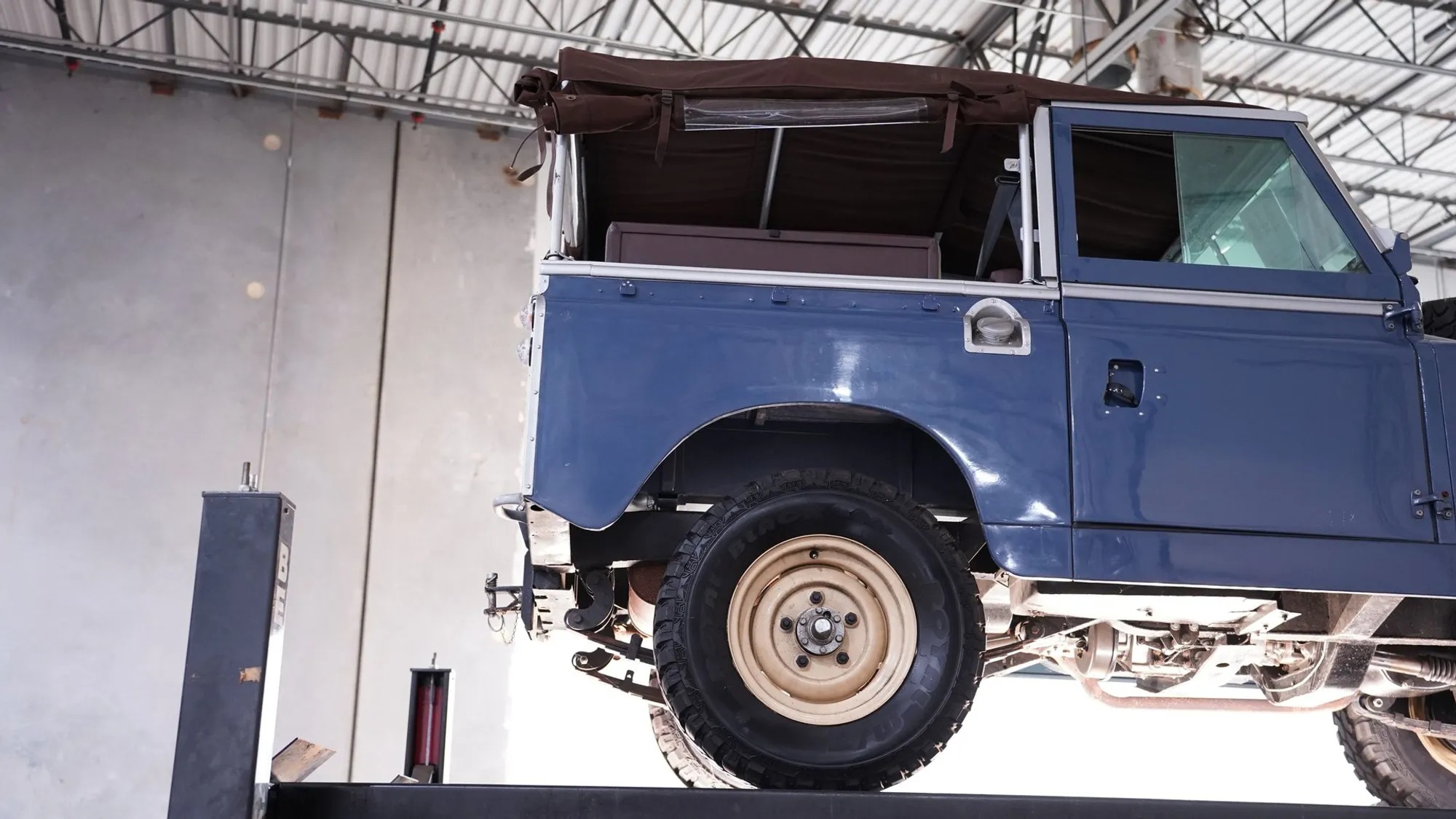 1967 Land Rover Series II Santana