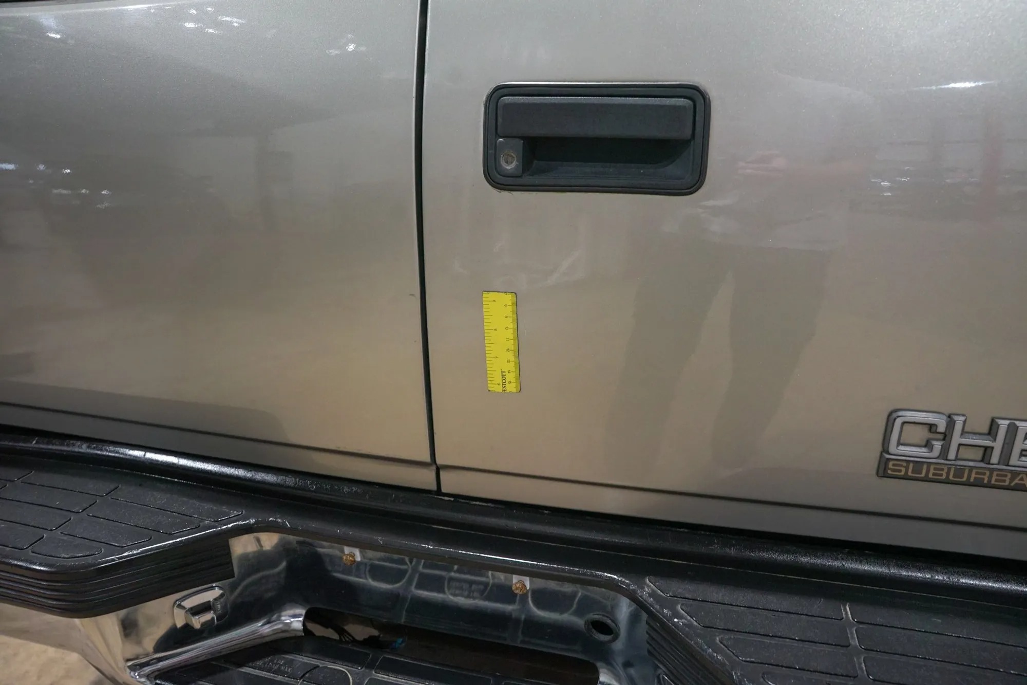 1999 Chevrolet Suburban LS