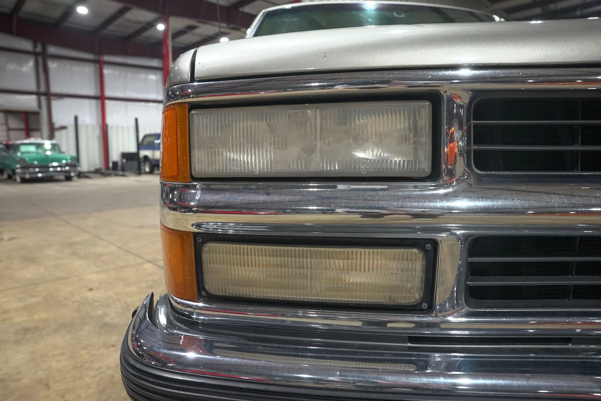 1999 Chevrolet Suburban LS
