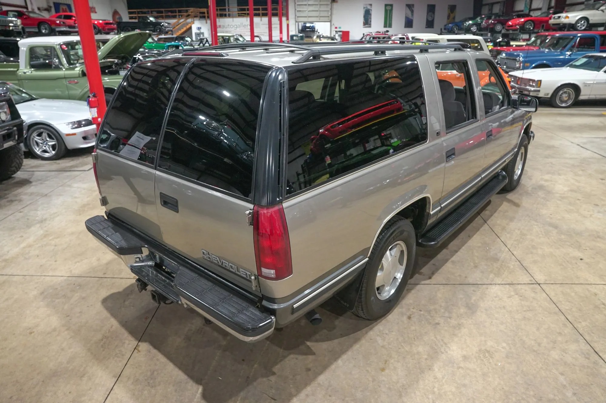 1999 Chevrolet Suburban LS