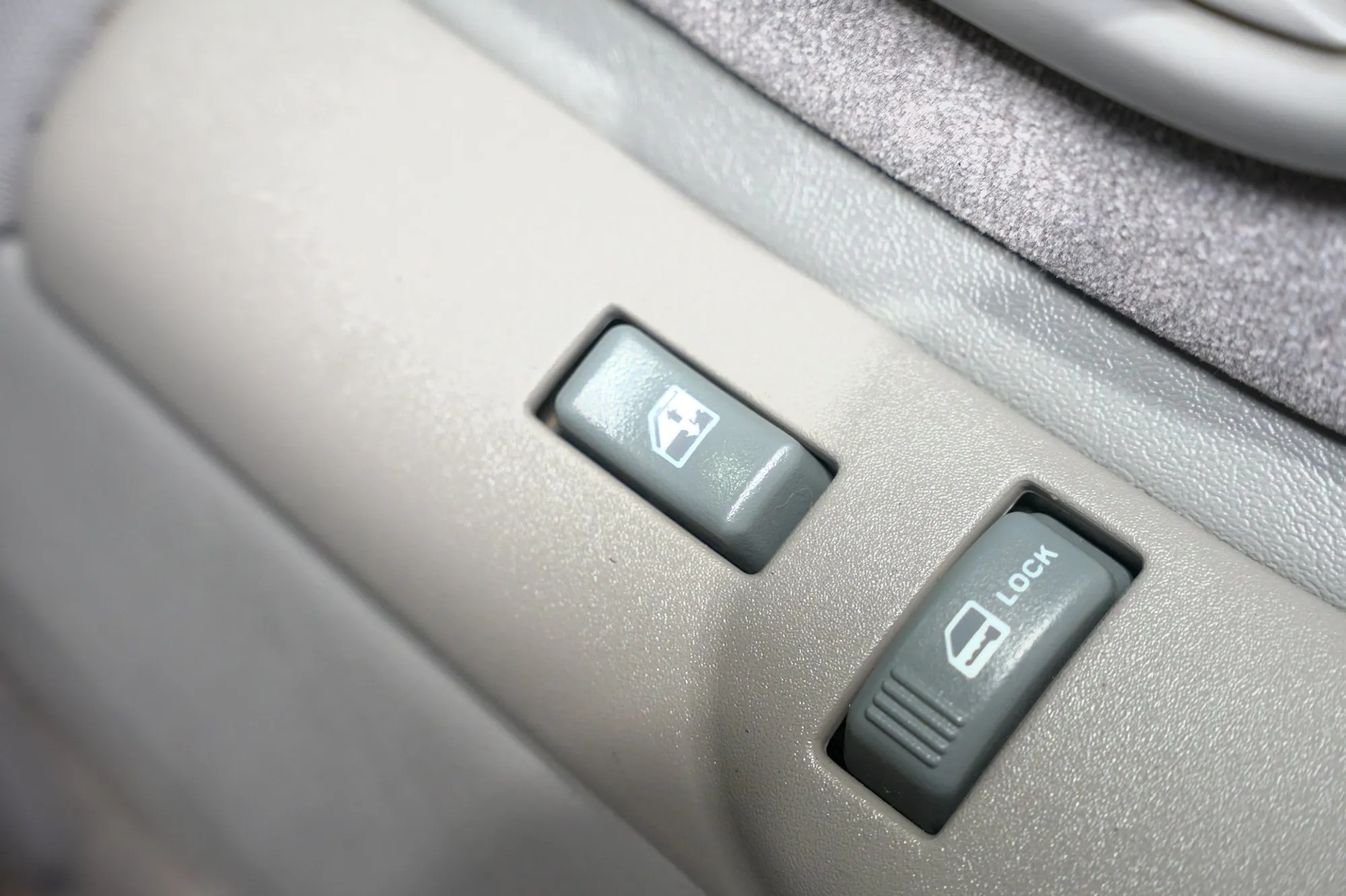 1999 Chevrolet Suburban LS