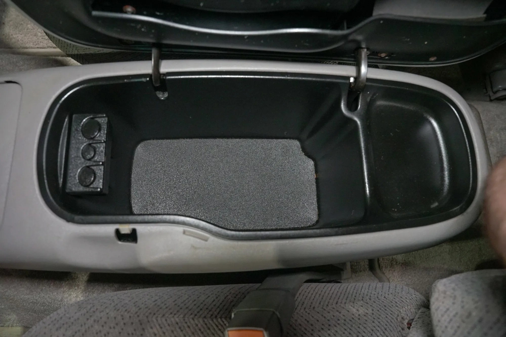 1999 Chevrolet Suburban LS