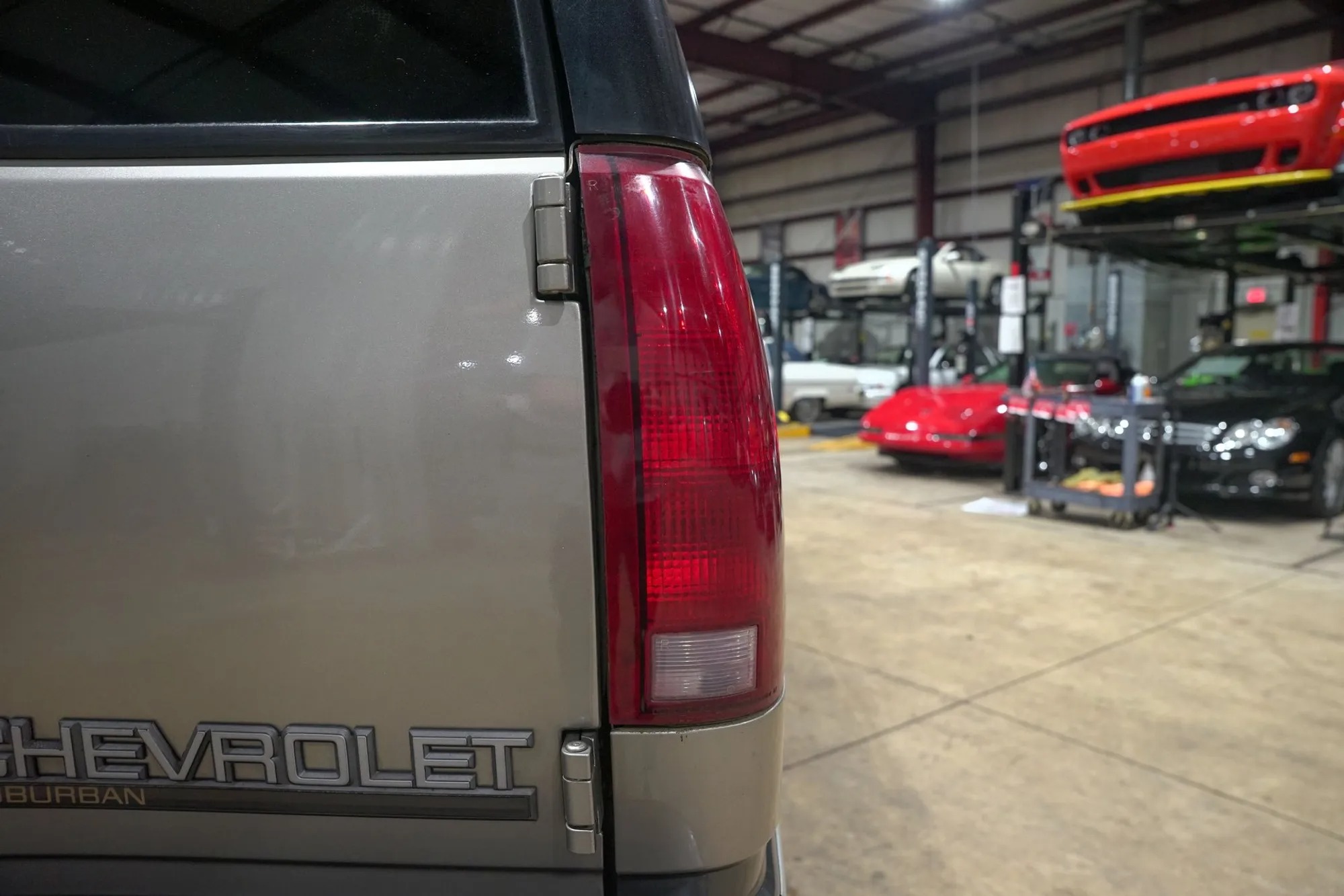 1999 Chevrolet Suburban LS