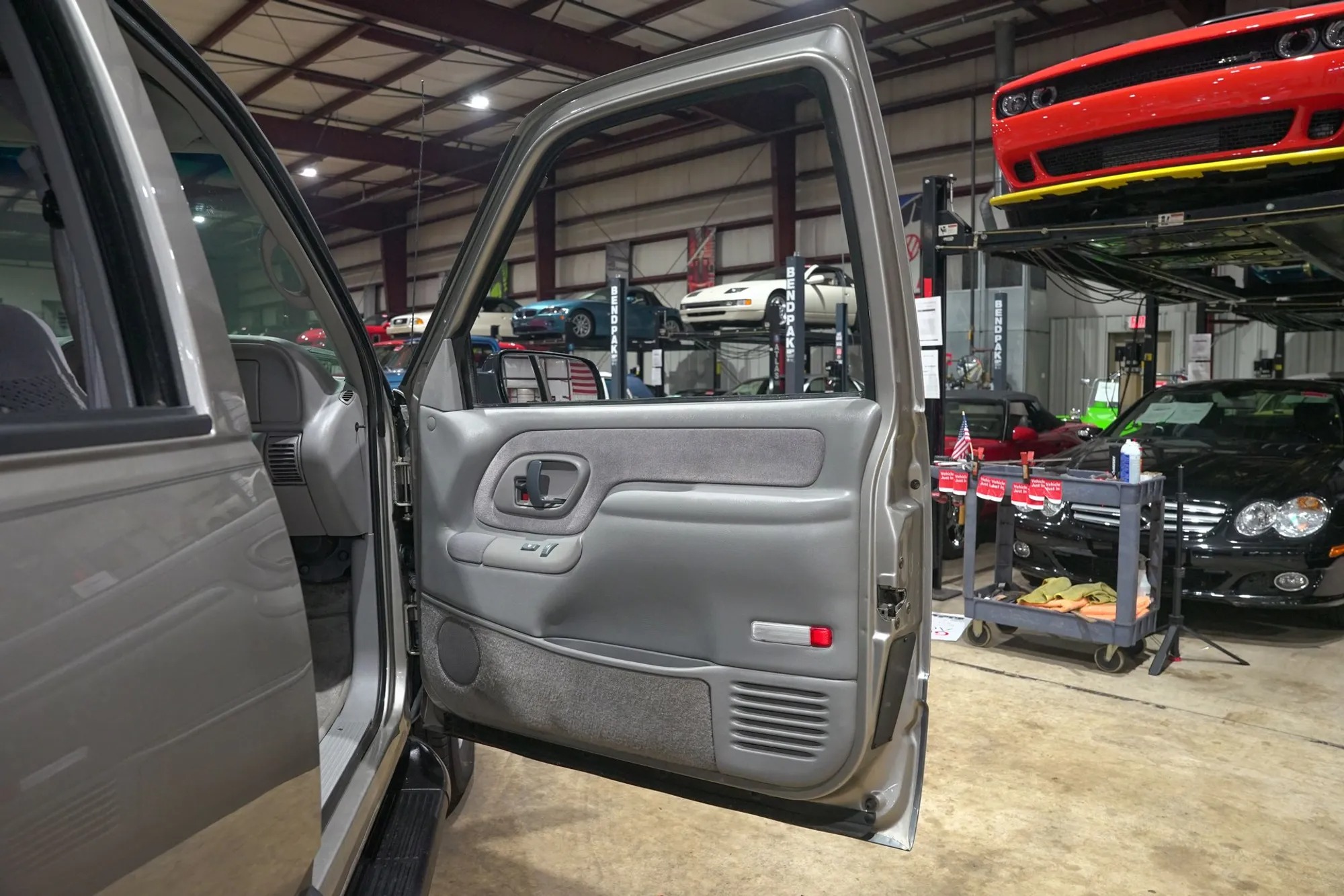 1999 Chevrolet Suburban LS