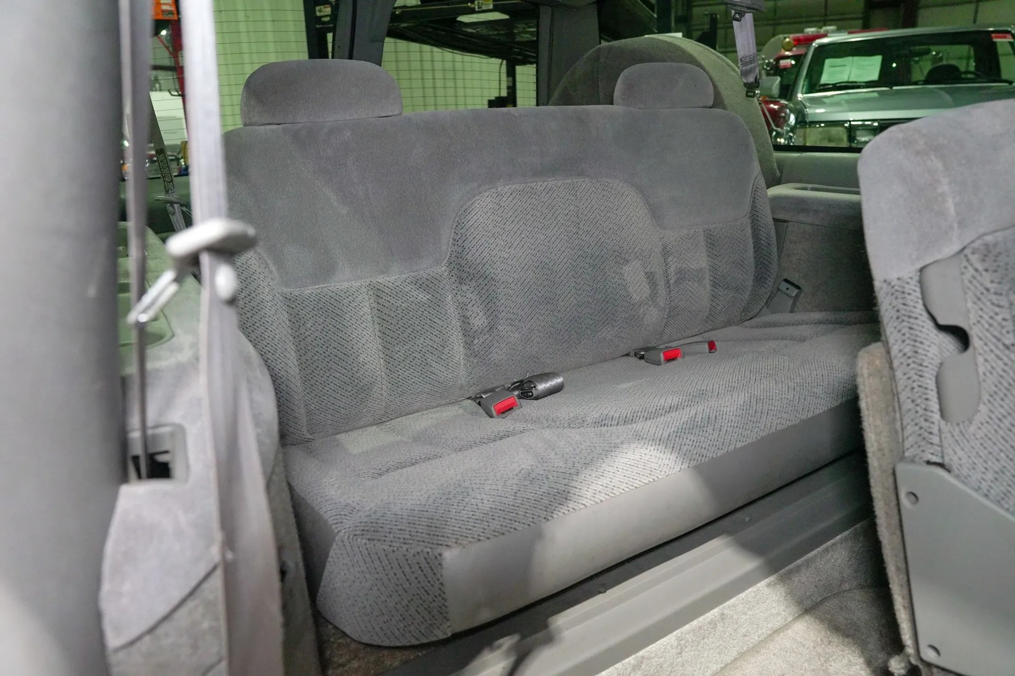 1999 Chevrolet Suburban LS