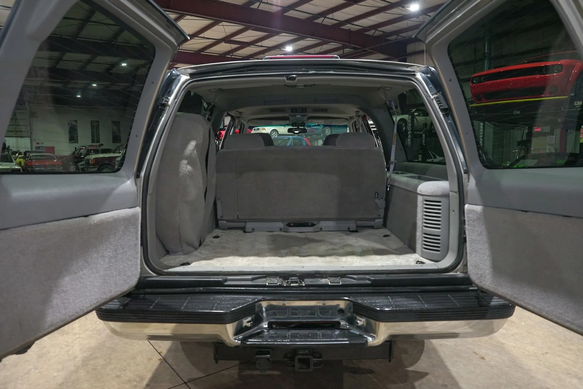 1999 Chevrolet Suburban LS