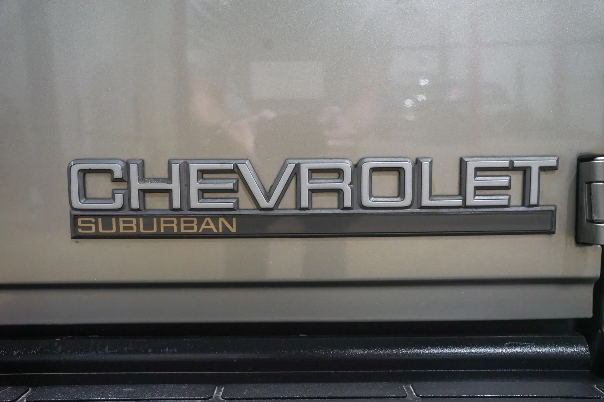 1999 Chevrolet Suburban LS