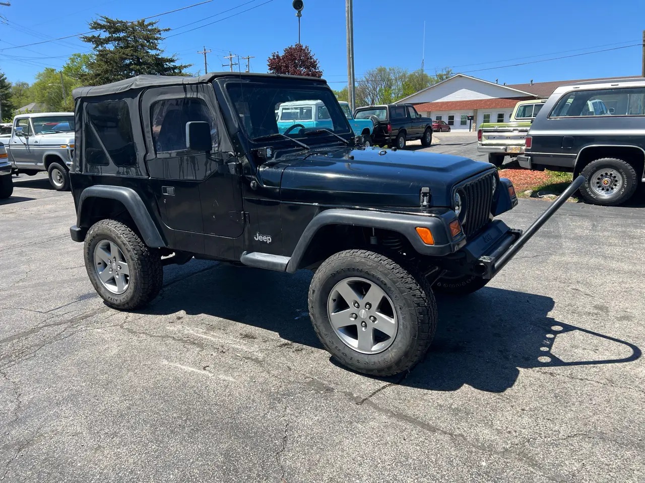 1998 Jeep Wrangler SE - 2