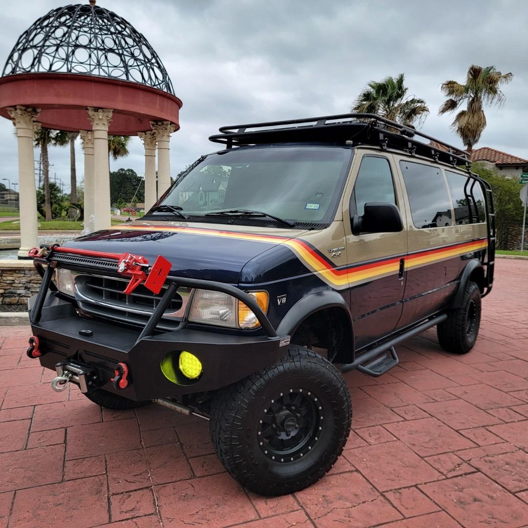 2001 Ford E-350 Overland Van