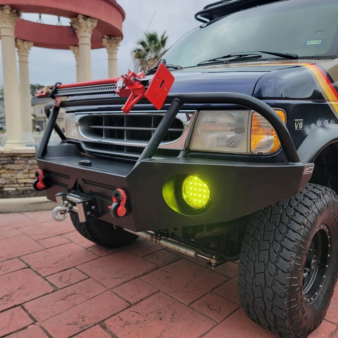 2001 Ford E-350 Overland Van