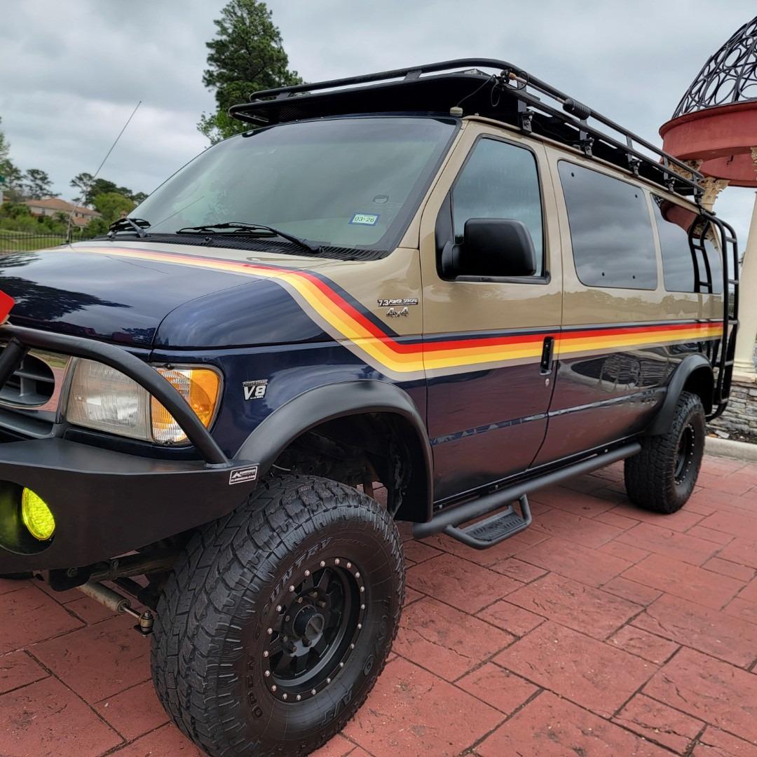 2001 Ford E-350 Overland Van