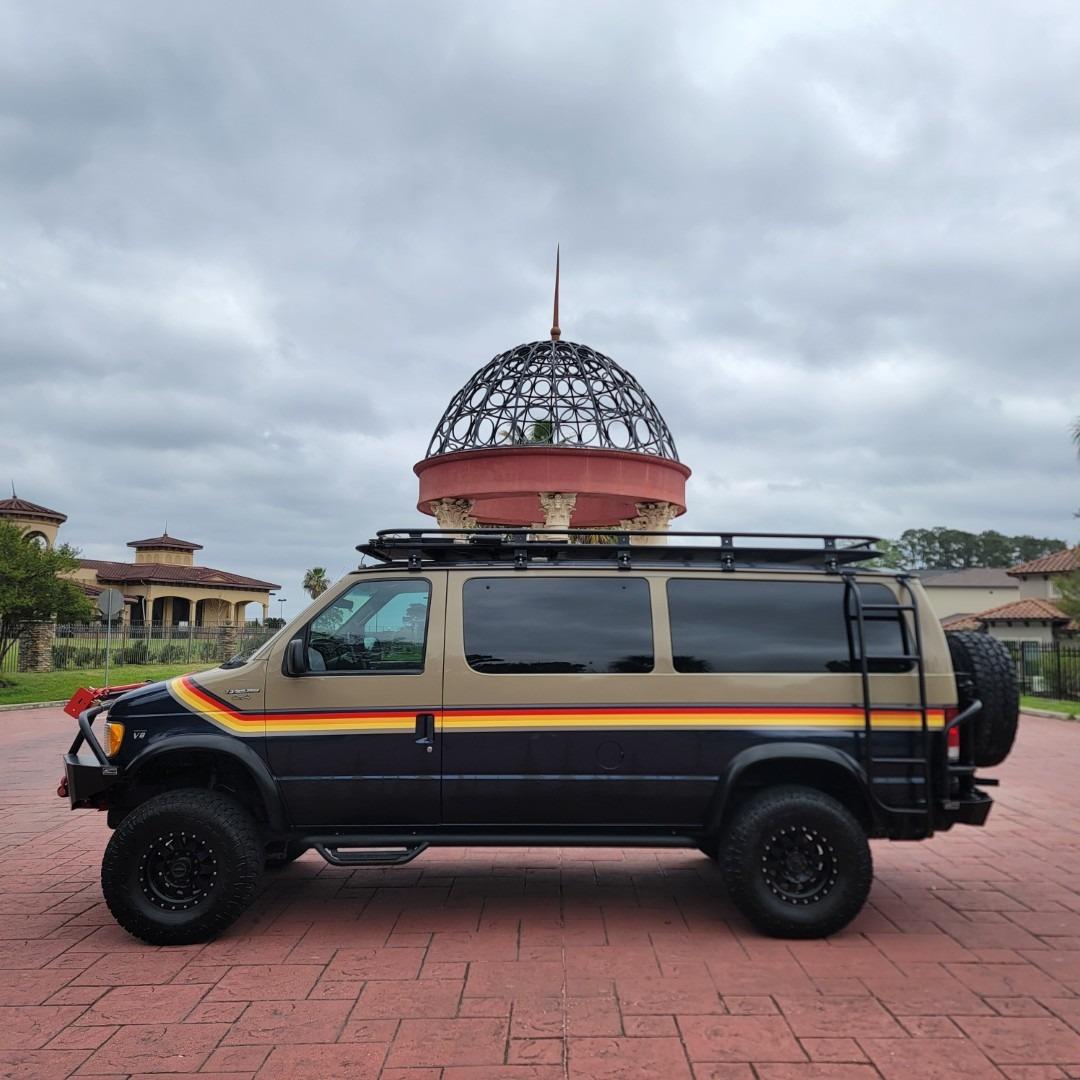 2001 Ford E-350 Overland Van