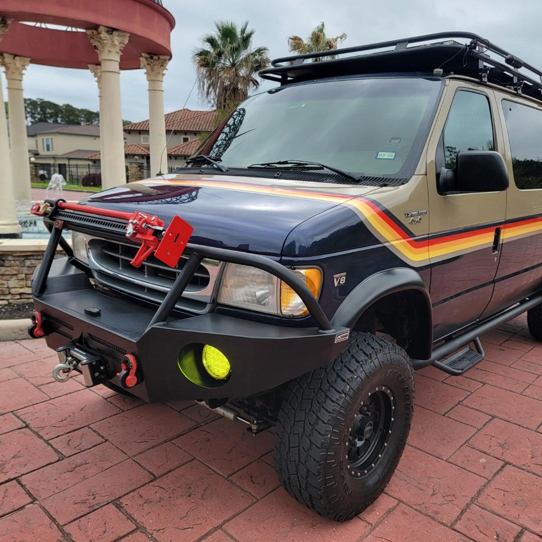2001 Ford E-350 Overland Van