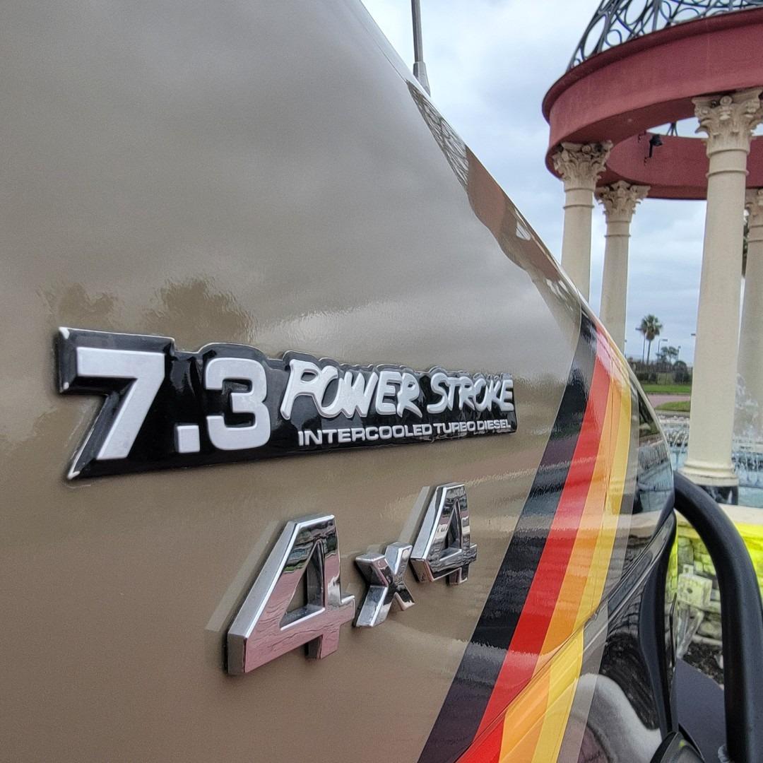2001 Ford E-350 Overland Van