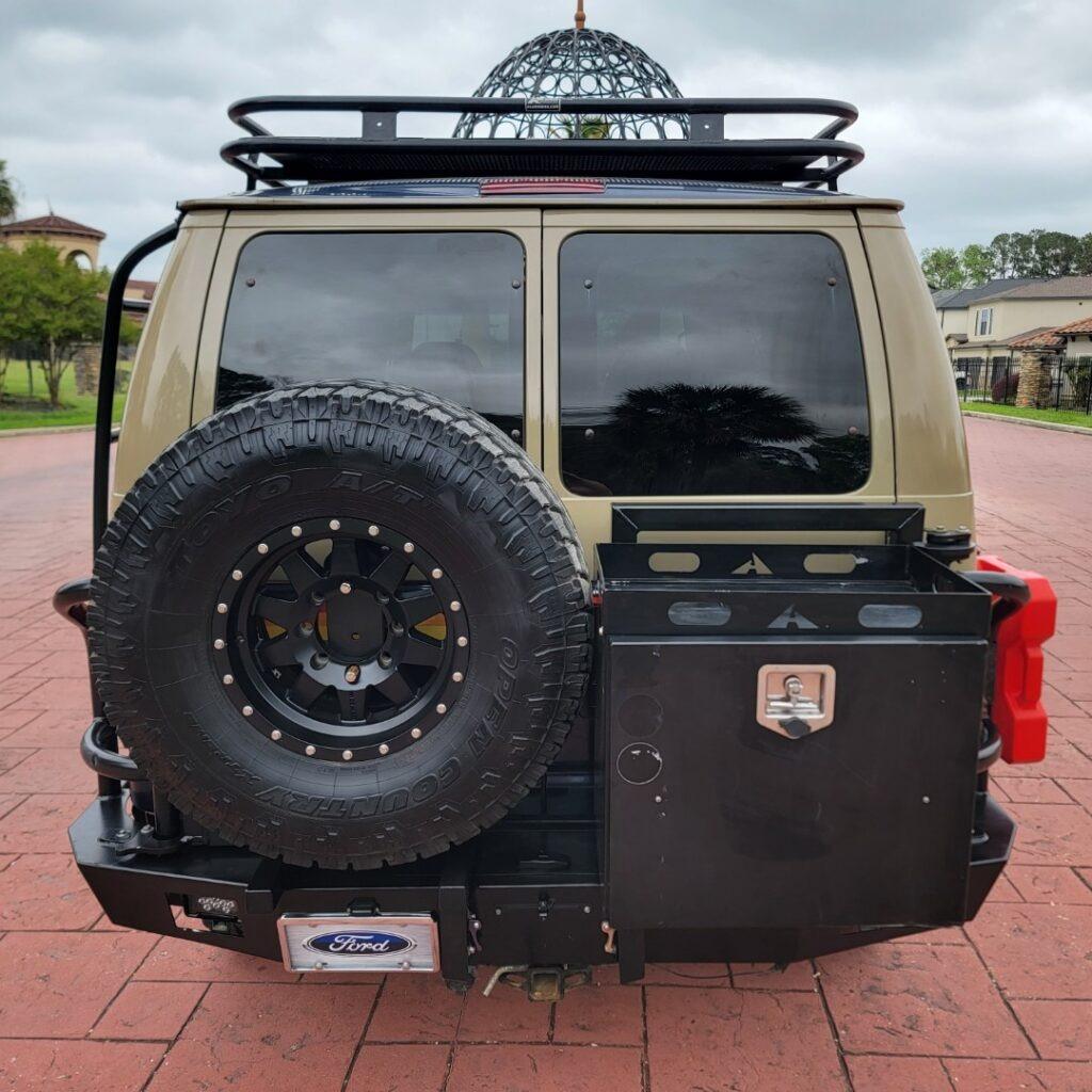 2001 Ford E-350 Overland Van - 3