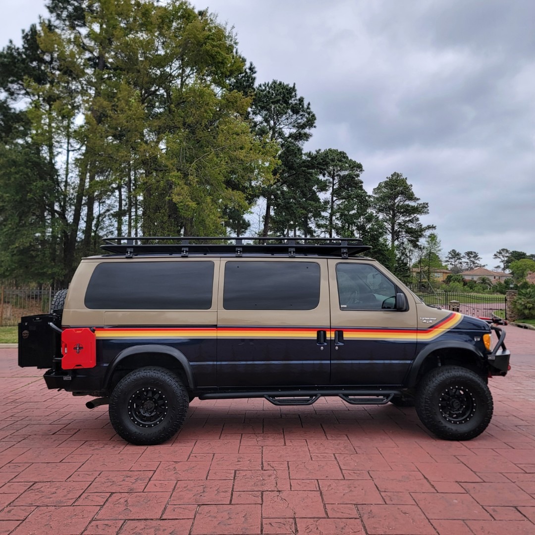 2001 Ford E-350 Overland Van - 2