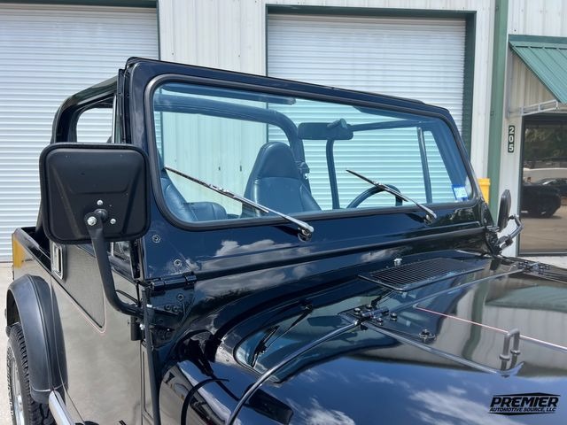 1983 Jeep CJ-7 Laredo