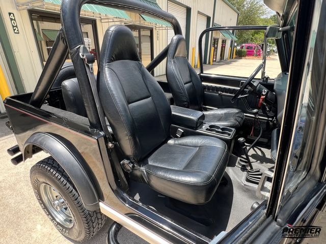 1983 Jeep CJ-7 Laredo