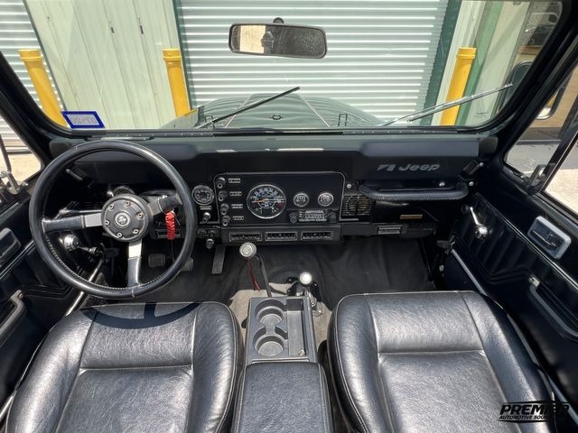 1983 Jeep CJ-7 Laredo - 4