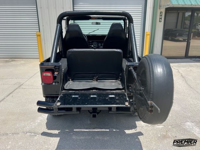 1983 Jeep CJ-7 Laredo