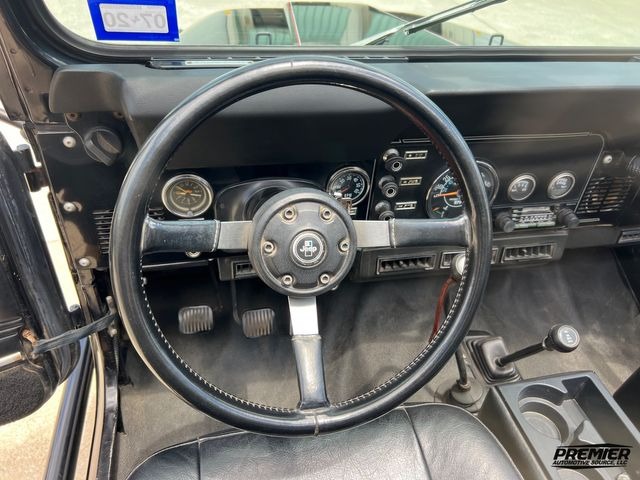 1983 Jeep CJ-7 Laredo